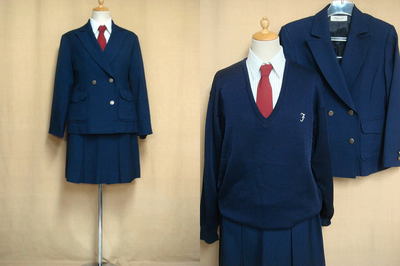熊本学園大学付属高等学校の中古制服