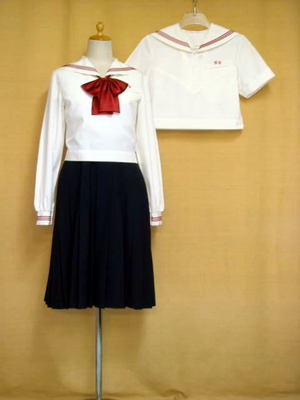 博多女子中学校の中古制服
